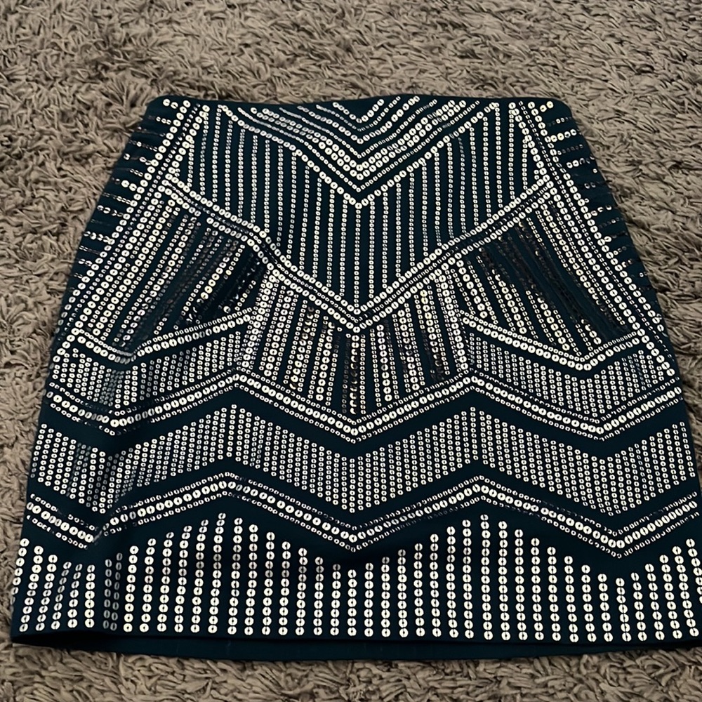 🎉HOST PICK🎉Express Sequins Skirt - Picture 3 of 3